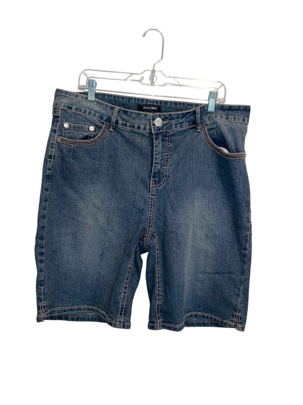 Roz &  ali size 18 shorts